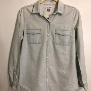 Old Navy Light Wash Denim Chambray